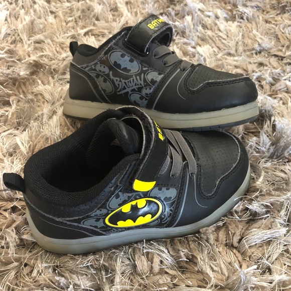 DC Comics Batman Light Up Toddler - Picture 3 of 8